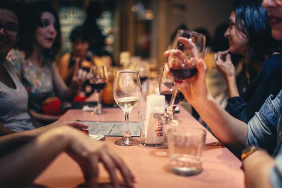 Messenger Newspapers: Dry January helps take a break from alcohol. (Canva) Messenger Newspapers: Dry January helps take a break from alcohol. (Canva)