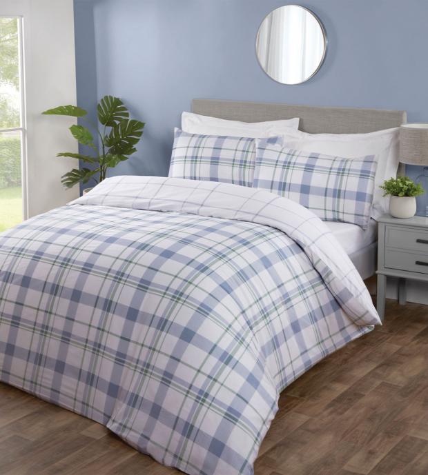Messenger Newspapers: Serenity Cooling Duvet Cover and Pillowcase Set (The Range)