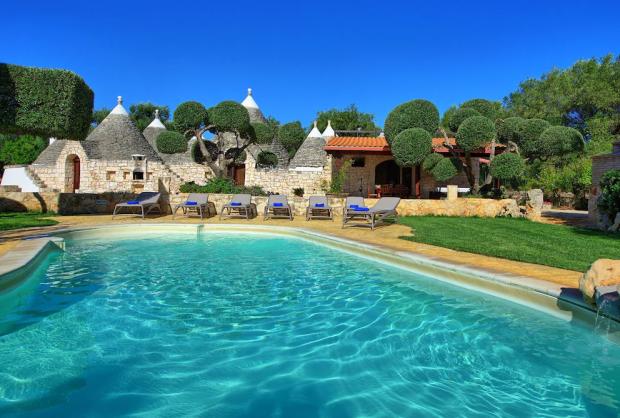 Messenger Newspapers: Trullo Santo Stefano - Vacation rental with swimming pool - San Michele Salentino, Puglia, Italy. Credit: Vrbo