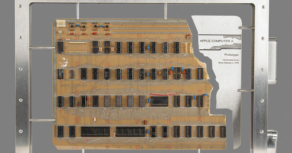 Steve Jobs' Apple-1 computer prototype auctioned for nearly 700,000 dollars - Vimarsana News