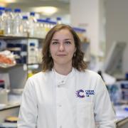 Alexandra Hendry is at the start of her scientific career, exploring the ways in which both healthy cells and cancer cells divide and grow.
